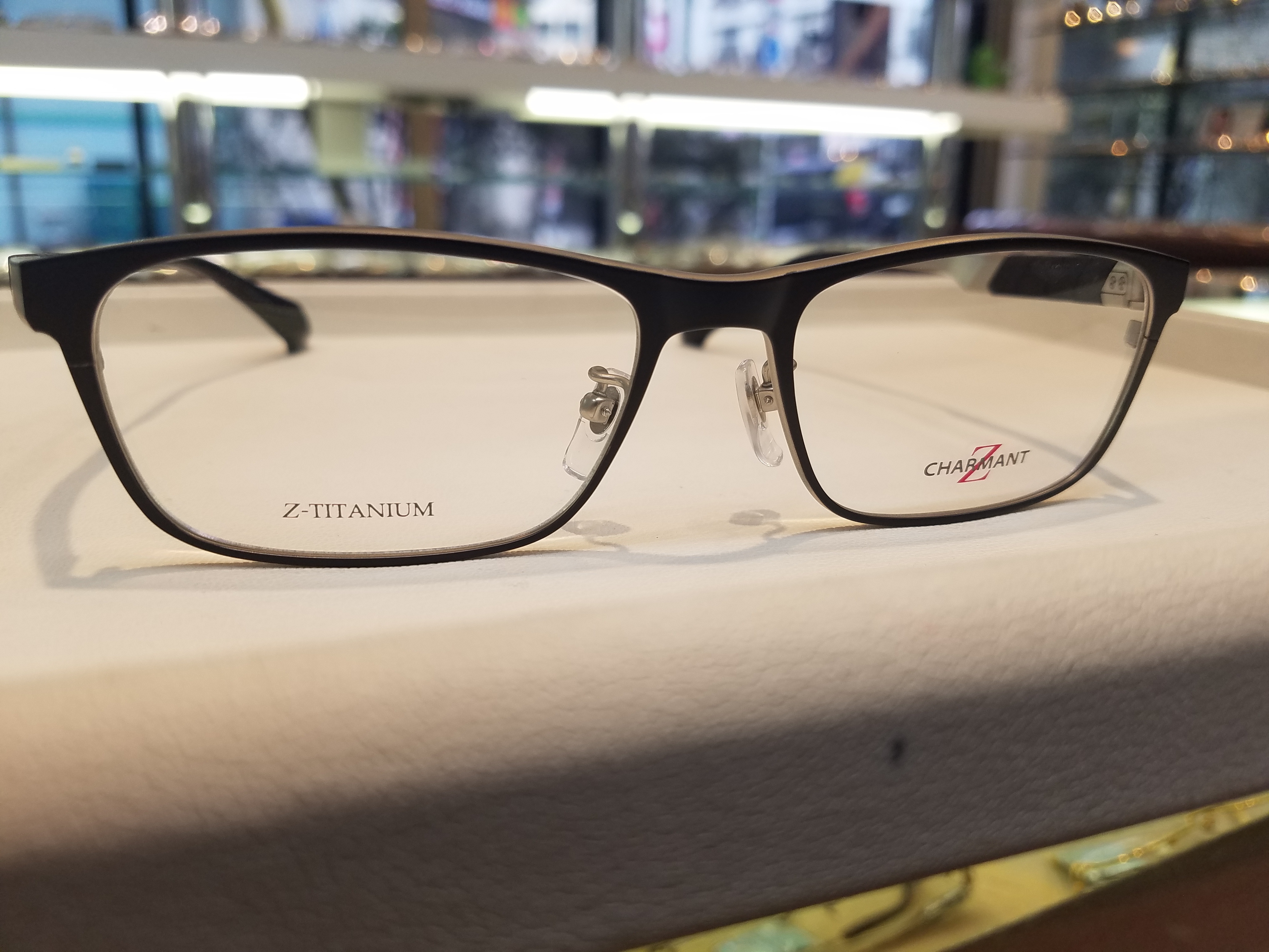 ChARMANT Z(シャルマンゼット)入荷！: メガネのプロ カナイメガネ